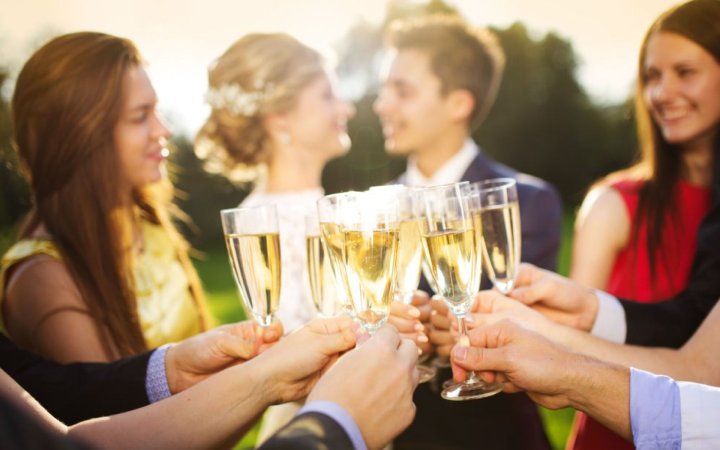 Como calcular a quantidade de espumantes para uma festa