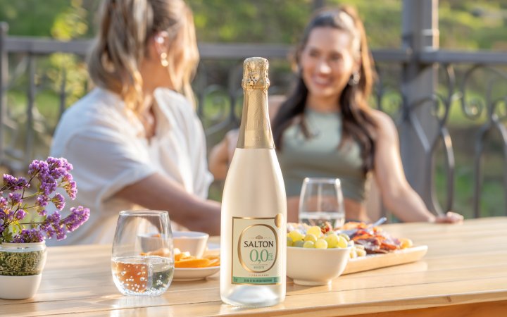 Zero álcool, 100% sabor: como harmonizar e servir a linha Salton Zero Álcool